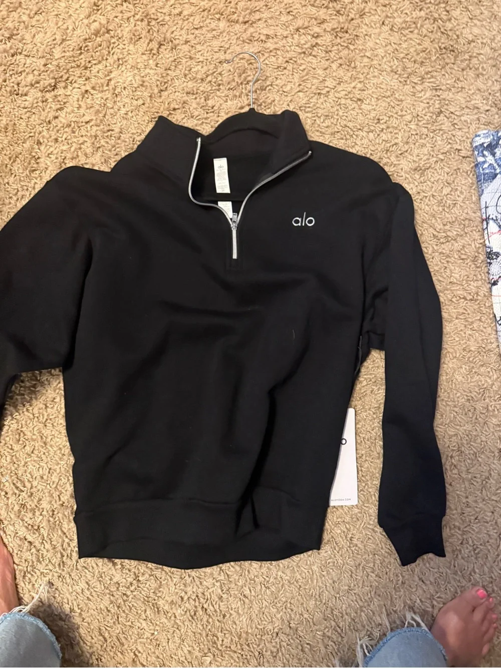 ALO Yoga clean quarter